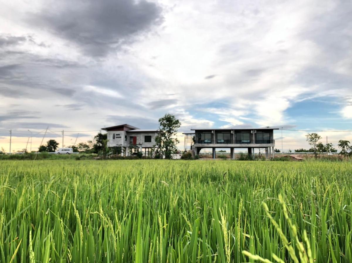 Ban Suweena Uthai Thani Exterior photo